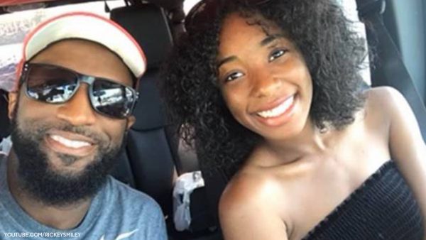 Aaryn Smiley clicking selfie with her father Rickey Smiley